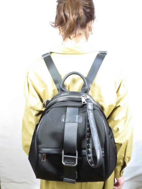 06-12-03004-19-000 定番リュック